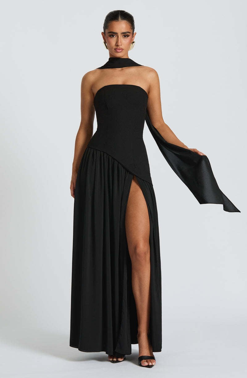 Tiana Velicius Maxi Kleid